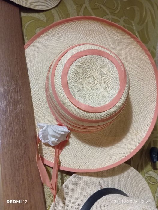 Продам шляпы цены договорные
