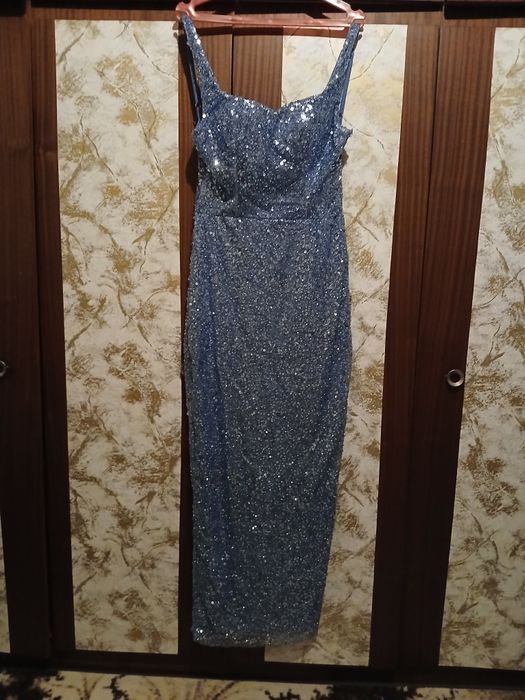 Дамска рокля с паети