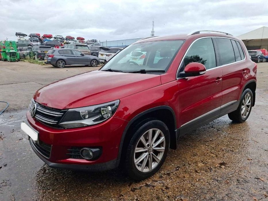 Carenaj aparatori noroi fata Volkswagen Tiguan 5N 2013 SUV 2.0 TDI
