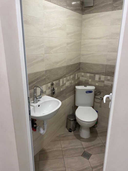 Продава се Тристаен апартамент в Хасково, Център - 95 кв.м за 1106 €/кв.м - Снимка #7