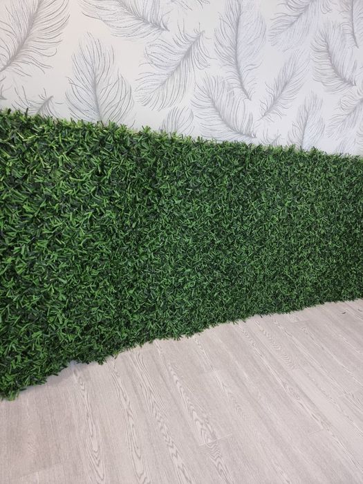 Sun'iy gazon, dekorativ gullar va tosiqlar sotiladi!
Yil bo'yi yashil