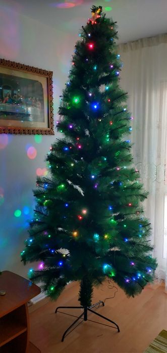 Brad artificial cu led-uri