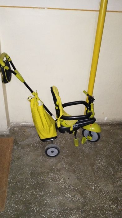 Vând tricicleta copii