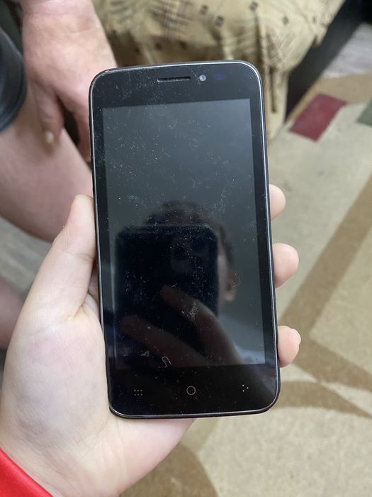 Телефон texet почти новый