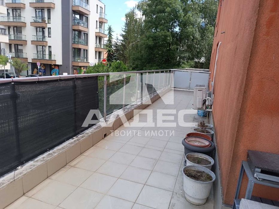 Продава се обзаведен тристаен ап. в Кръстова Вада!