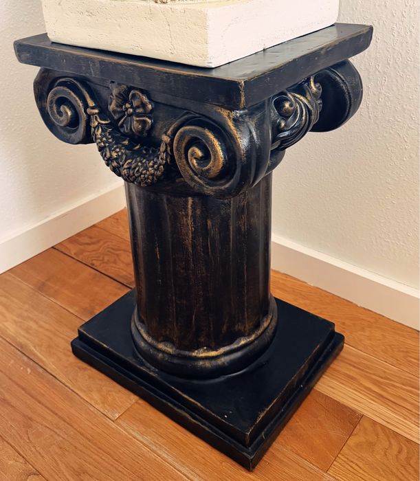 Stalp ornamental