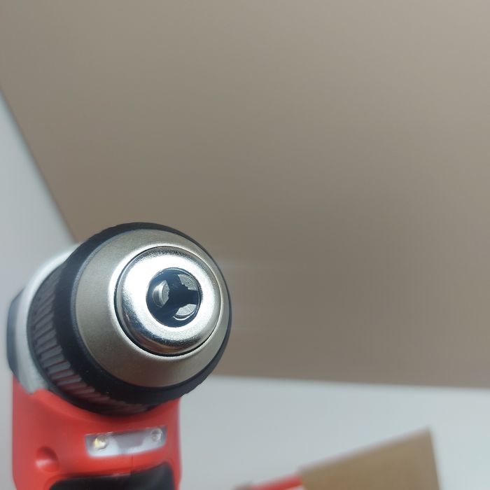 ПРОМОЦИЯ.Акумулаторен ъглов винтоверт Milwaukee C12 RAD-0