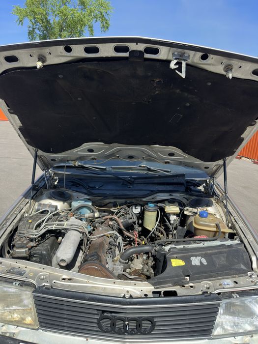 Продам Audi 100 C3
