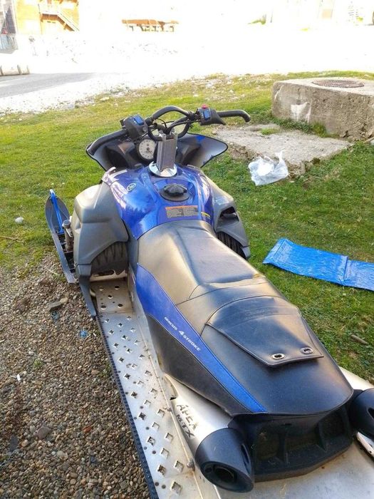 vind snowmobil yamaha apex in stare f,buna  motor 1000cm