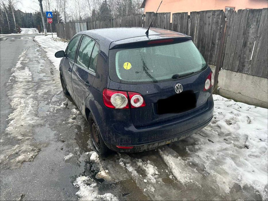 Dezmembrez VW Golf 5 Plus 1.9TDI Motor BLS