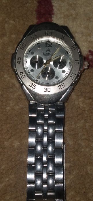 Разные часы Читайте описании Смотрите 8 фото