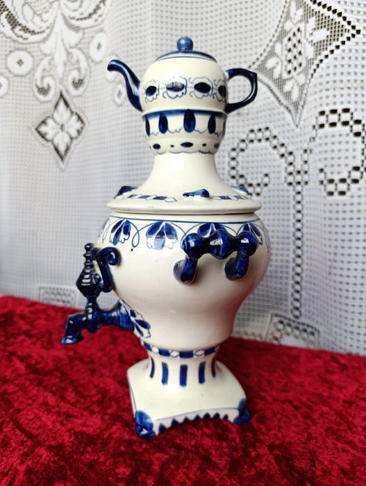 Гжель СССР самовар и тарелочка