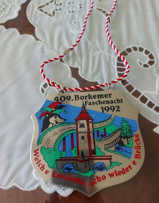 Метални  плакети, пакет от 17 броя