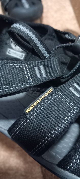 Sandale barbati Keen