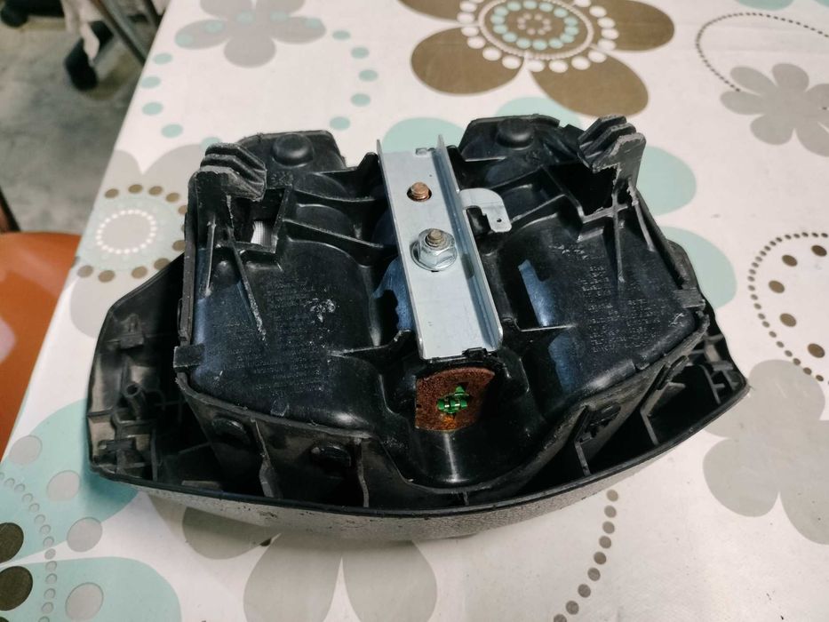 Airbag volan pentru Renault și Megane/ Scenic 3 și Peugeot