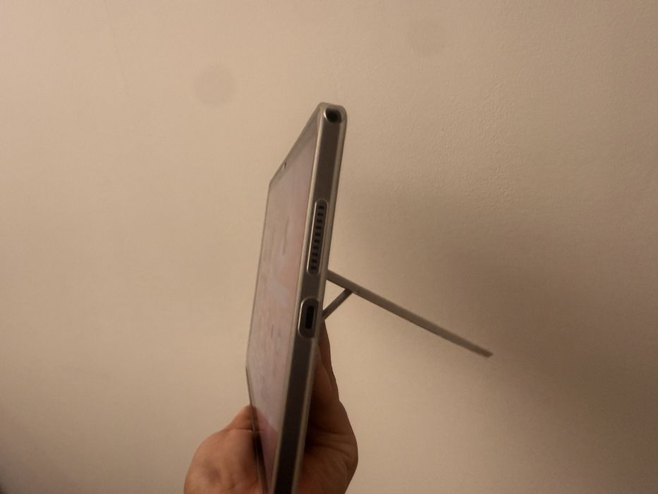 Таблет Lenovo Tab10