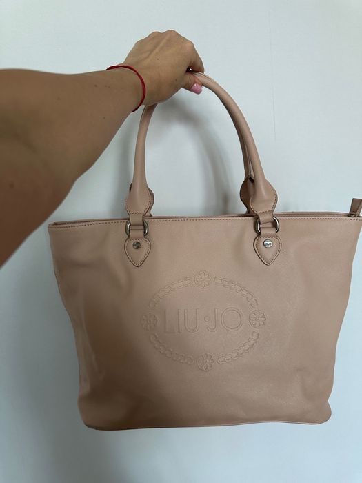 Чанти Liu Jo и Guess