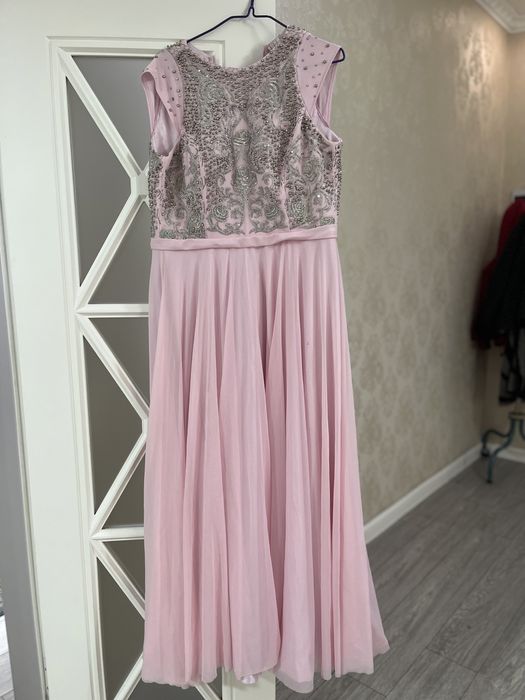 Продам вечерние платье