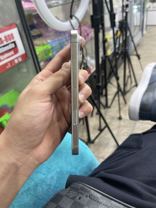 Apple 16pro без ремонта срочно !
