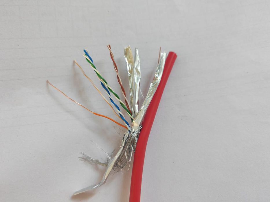 S/FTP  Cat 5e sotiladi