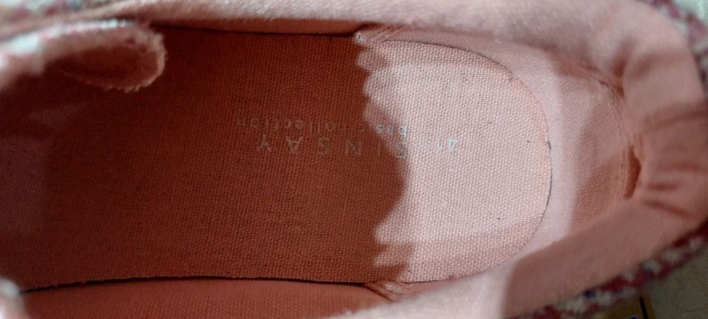 Нови дамски кецове MAT STAR и подарък-още едни на SINSAY н.40