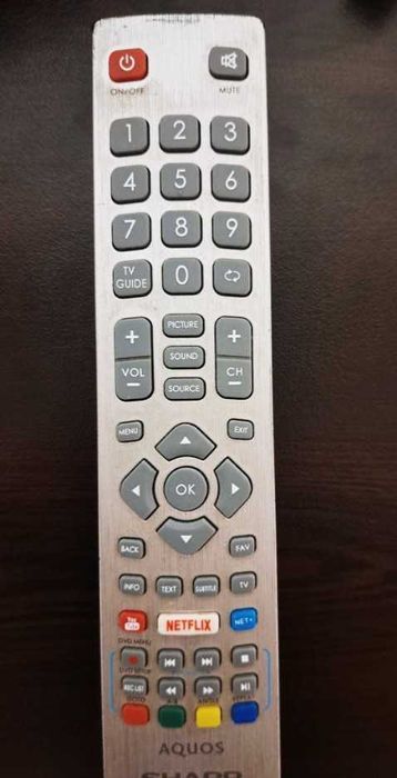 Телевизор SHARP 32 " SMART