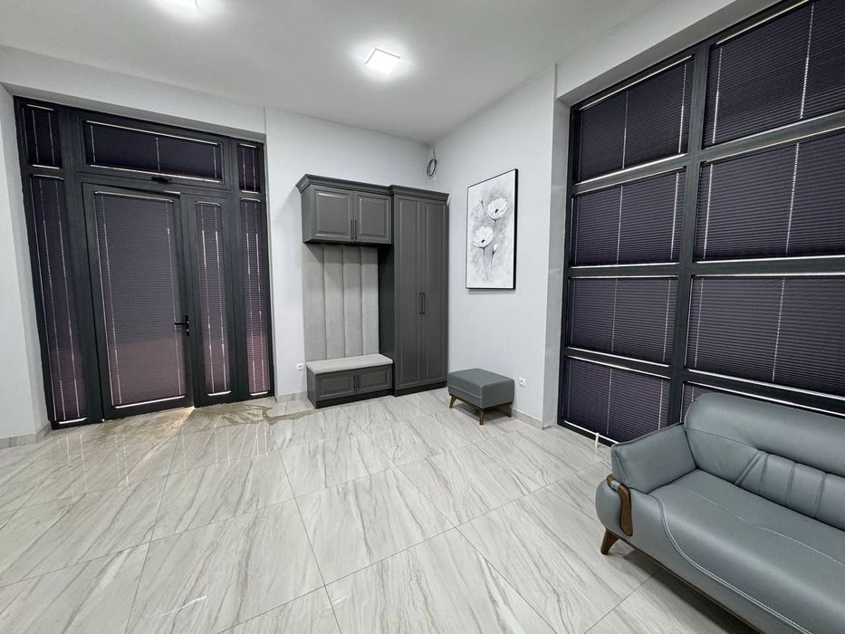 Аренда Офис на Мирзо Улугбек район Первая линия 110 кв Open Space