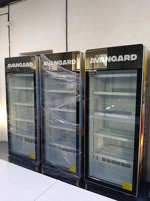 Однодверная витрина Авангард.