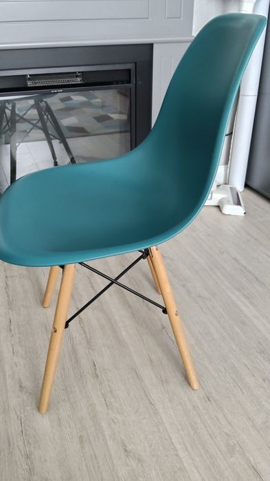Scaun turcoaz pt  bucătărie - living