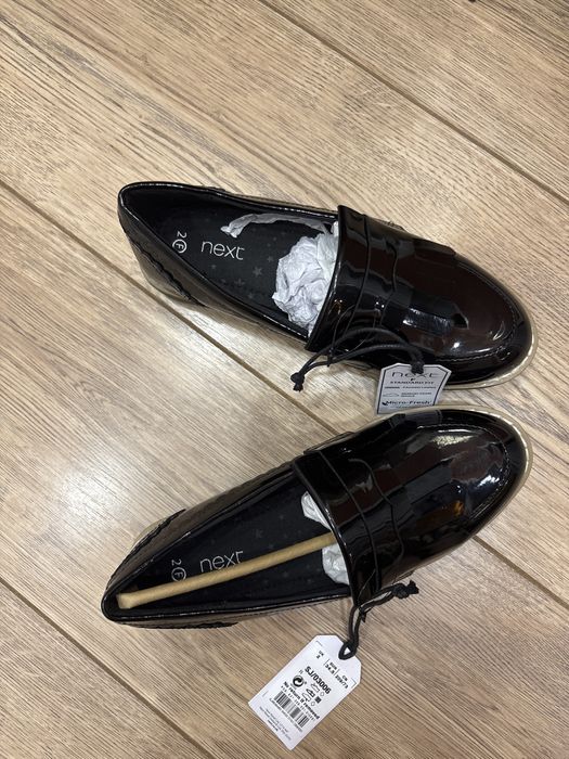 Продам туфли Next 34,5 размер