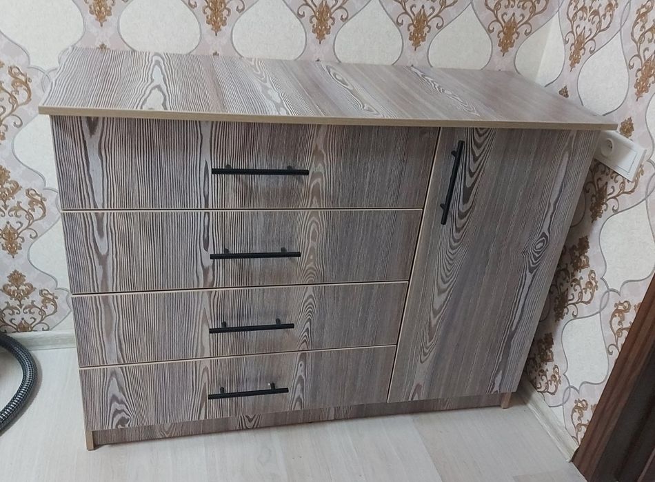 Мебель комплект срочно продаётся