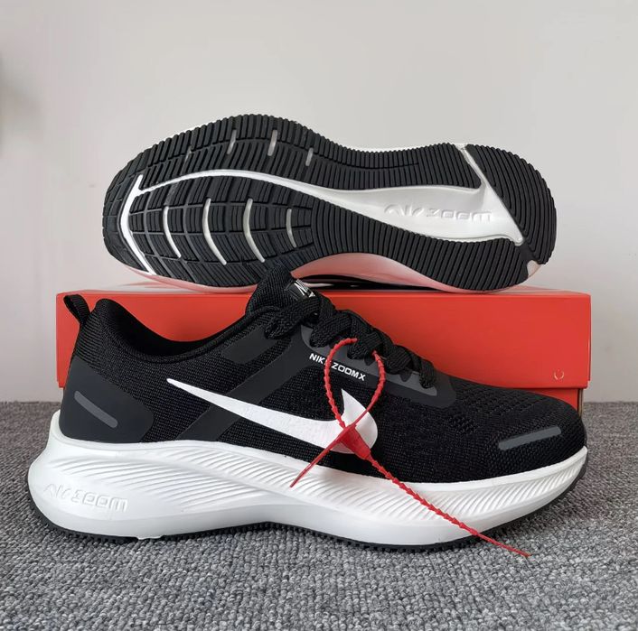 Кроссовки Nike черного цвета