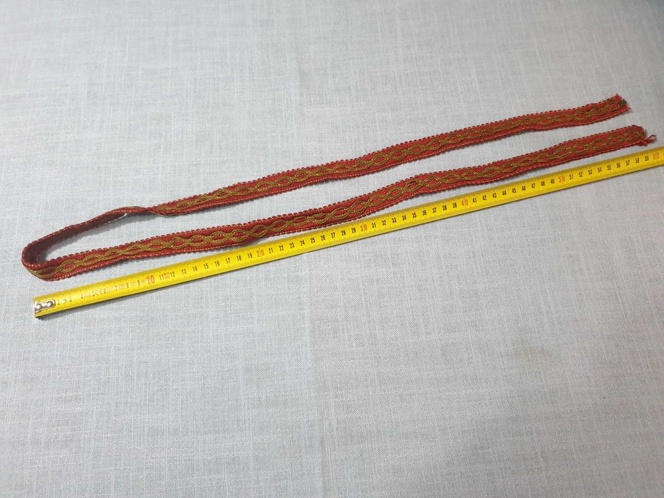 Колан от народна носия.Дължина - 166 см.Ширина- 2 см.