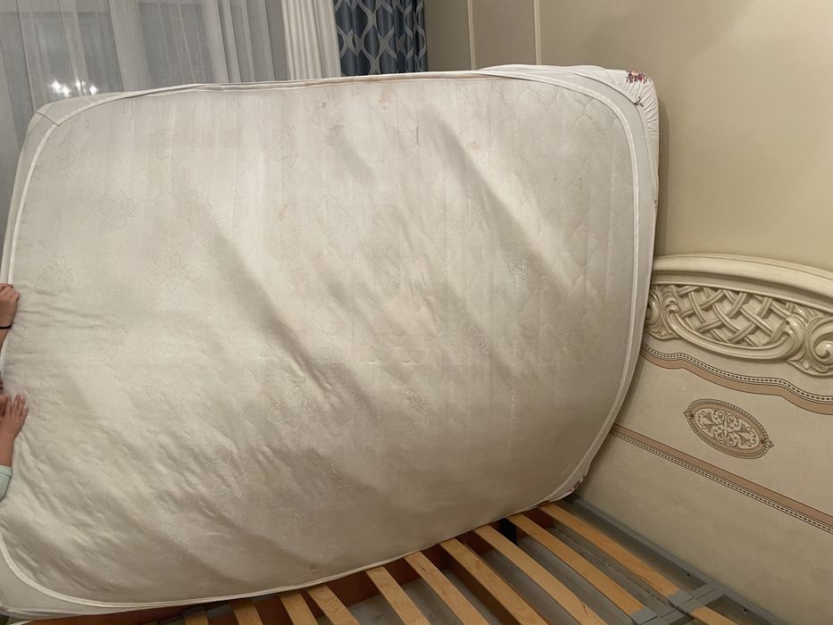 Матрас для кровати