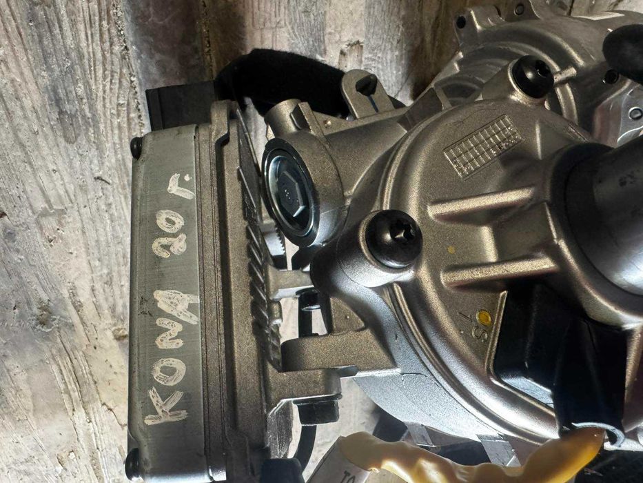 кормилна прът на Hyundai Kona Electric 2020г.