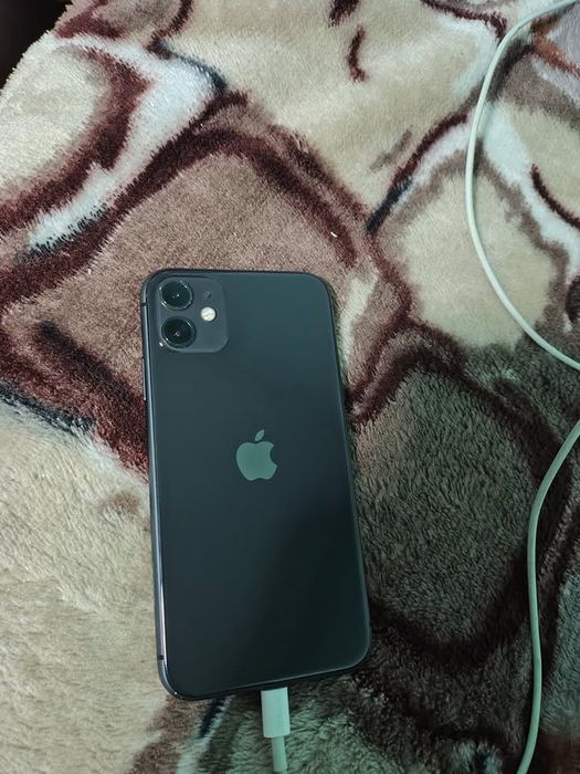 Vind iphone 11 liber de retea sanatate 81%