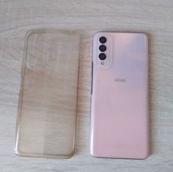 Продам смартфон WIKО T50 Milan