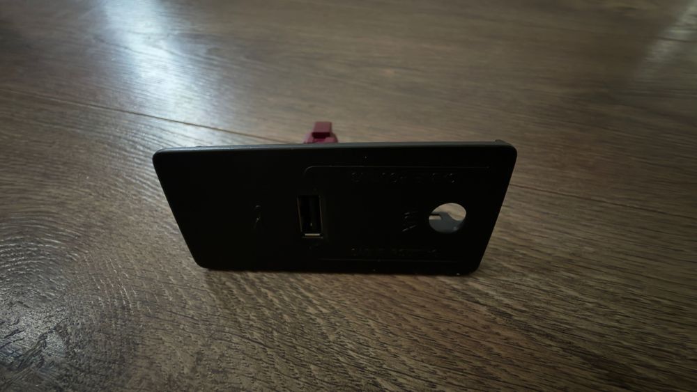 USB модул с AUX отвор за Volvo S90 , V90 II гр. София Бояна • OLX.bg