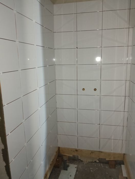 Firma executam lucrări finisaje interioare si exterior, tencuiala