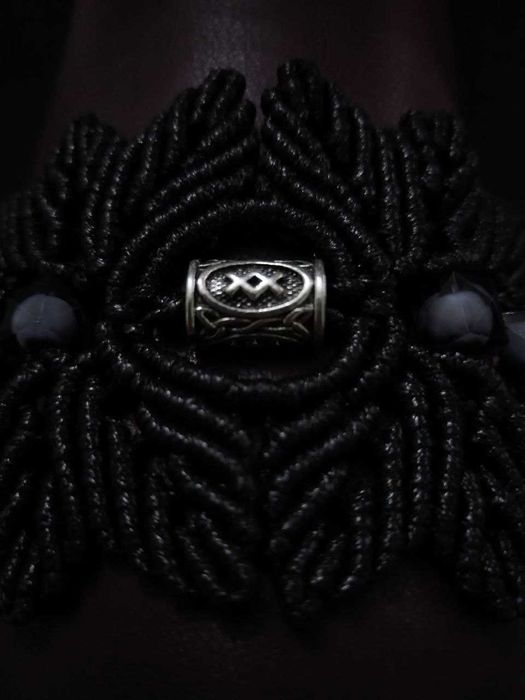 Браслеты ручной работы