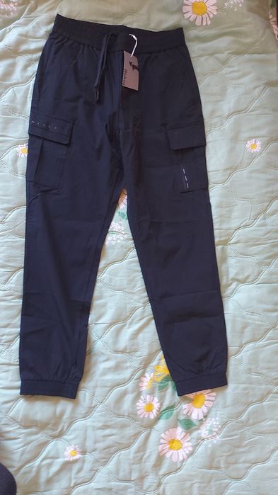 Продам костюм корейский,