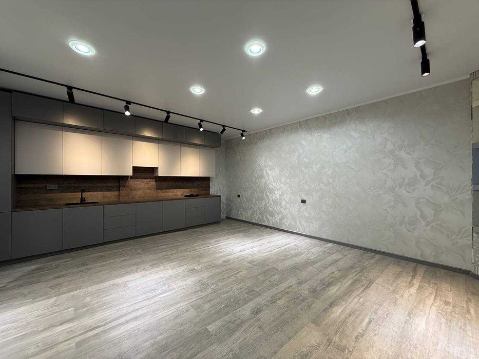 (Добрый) Шумиловский городок, 1 cот, 180 м², 3 уровня, 4 ком