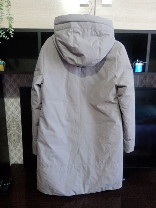 Продам зимние куртки