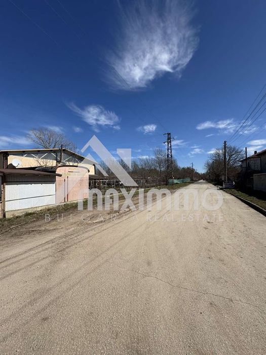 Дава се под наем Склад в Долни чифлик - 519 кв.м за 570 € - Снимка #9