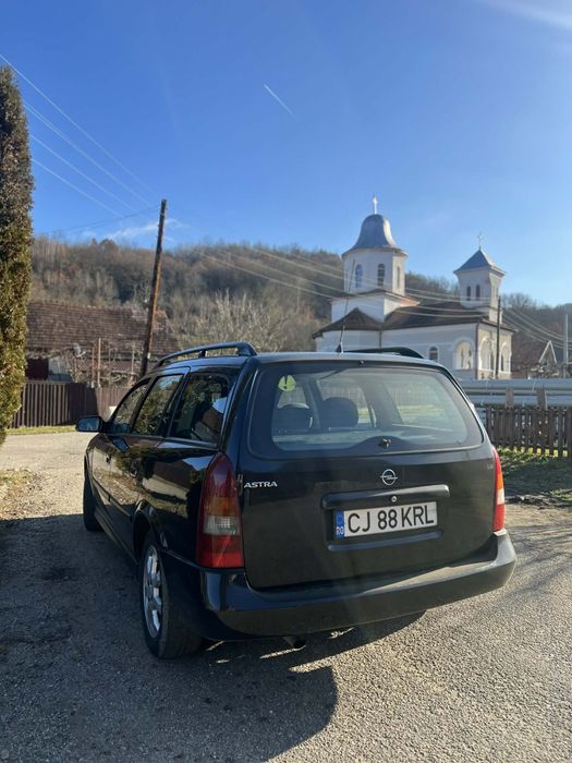 Vând Opel Astra G