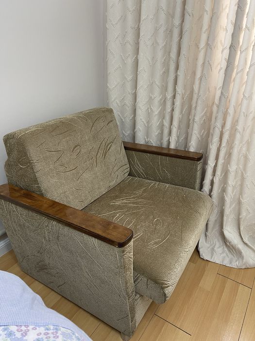 Продам кресло антиквариат