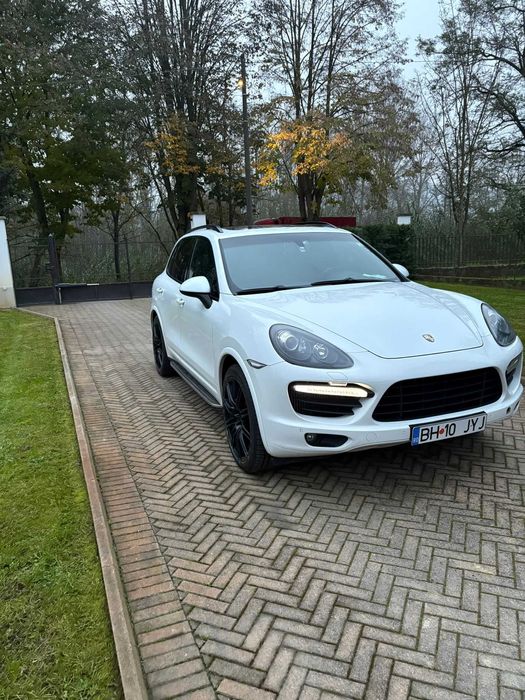 Porsche  Cayenne  2014