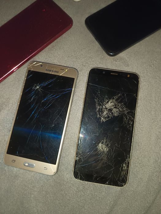 2 telefoane Samsung j3 pentru piese!!