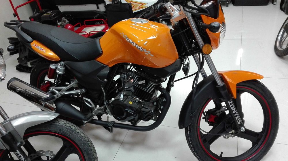 Мотор на мотоцикл