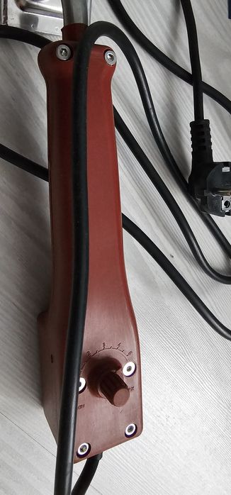 Нож пчеларски за разпечатване на мед